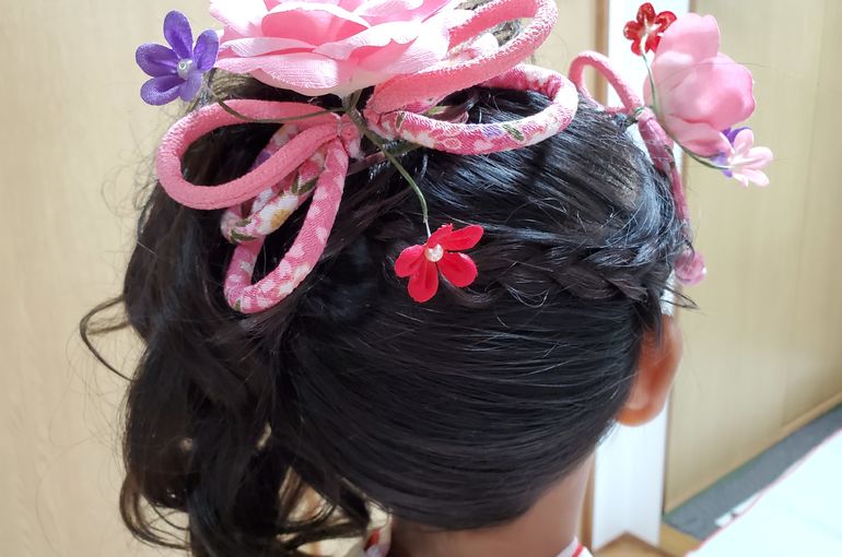 京都市南区美容院 Fb Yoshimi 七五三のアップ 着付け